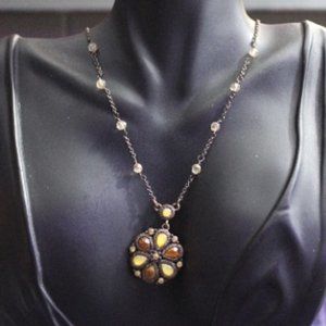 1928 Brand Faux Amber V Necklace